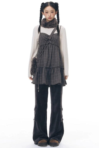 スリムカジュアルフレアパンツ