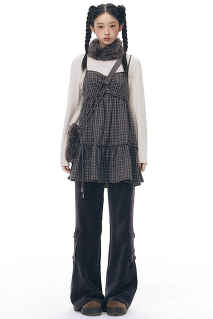 スリムカジュアルフレアパンツ