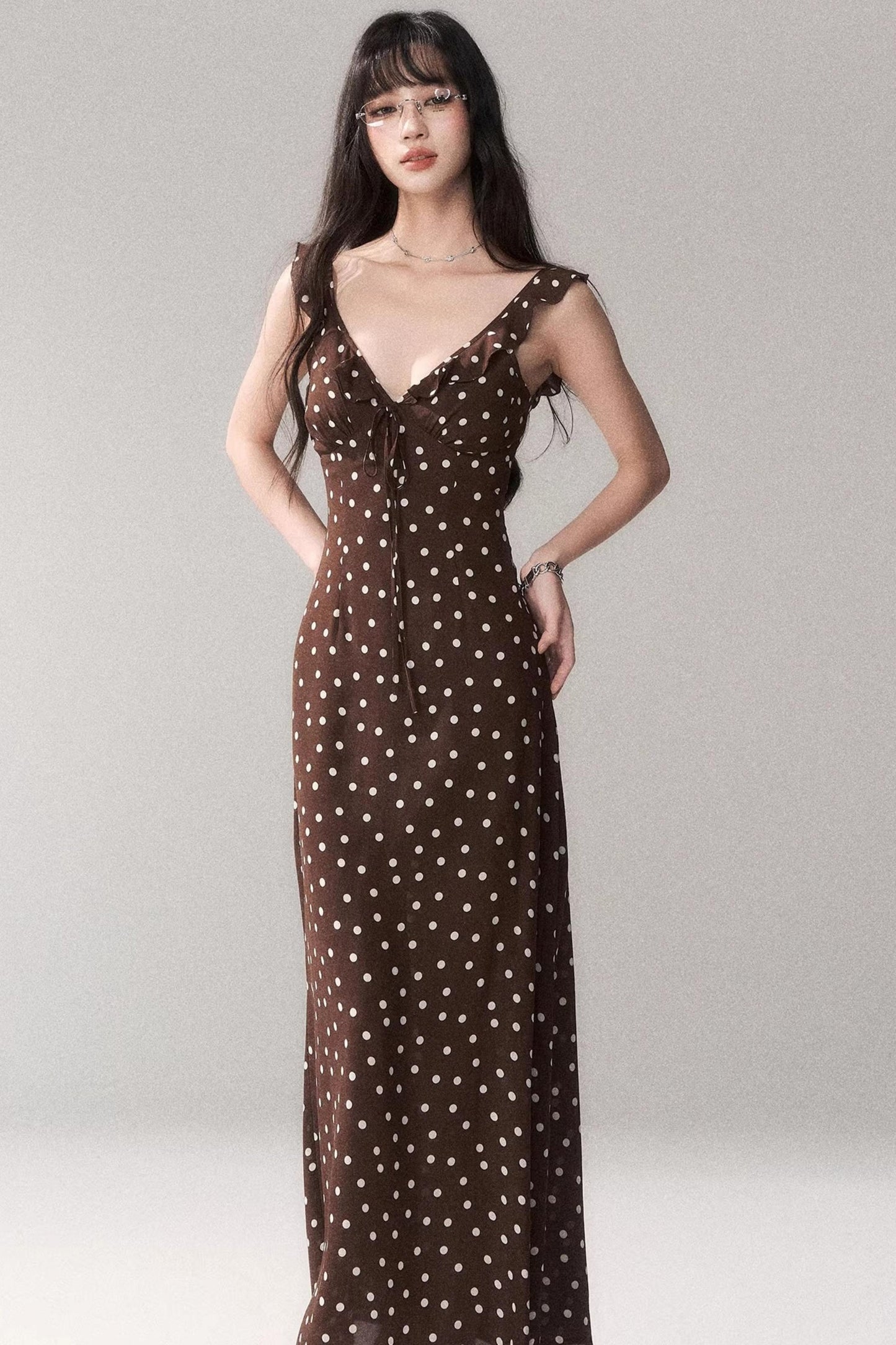 Braunes Polka-Dot-Trägerkleid