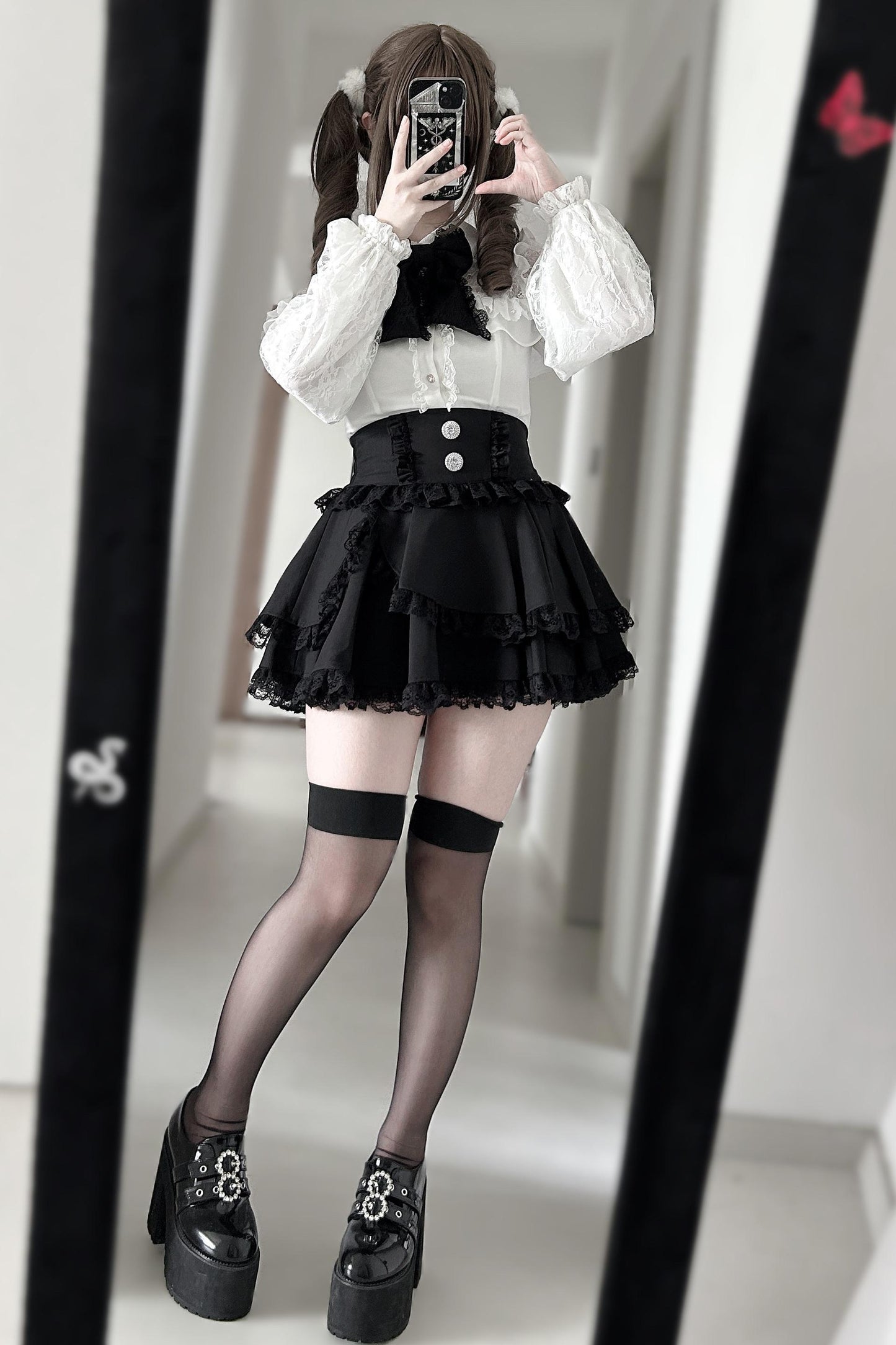 Doll Dark Kawaii Lace Ruffle Skirt