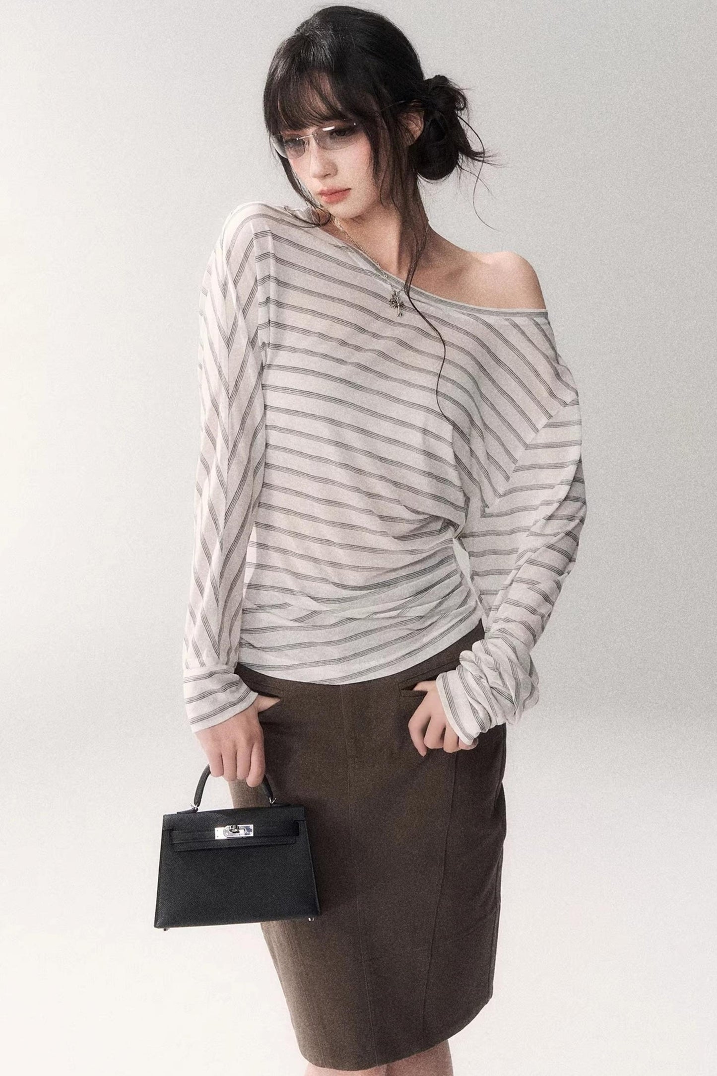 스트라이프 텐셀 오프숄더 탑