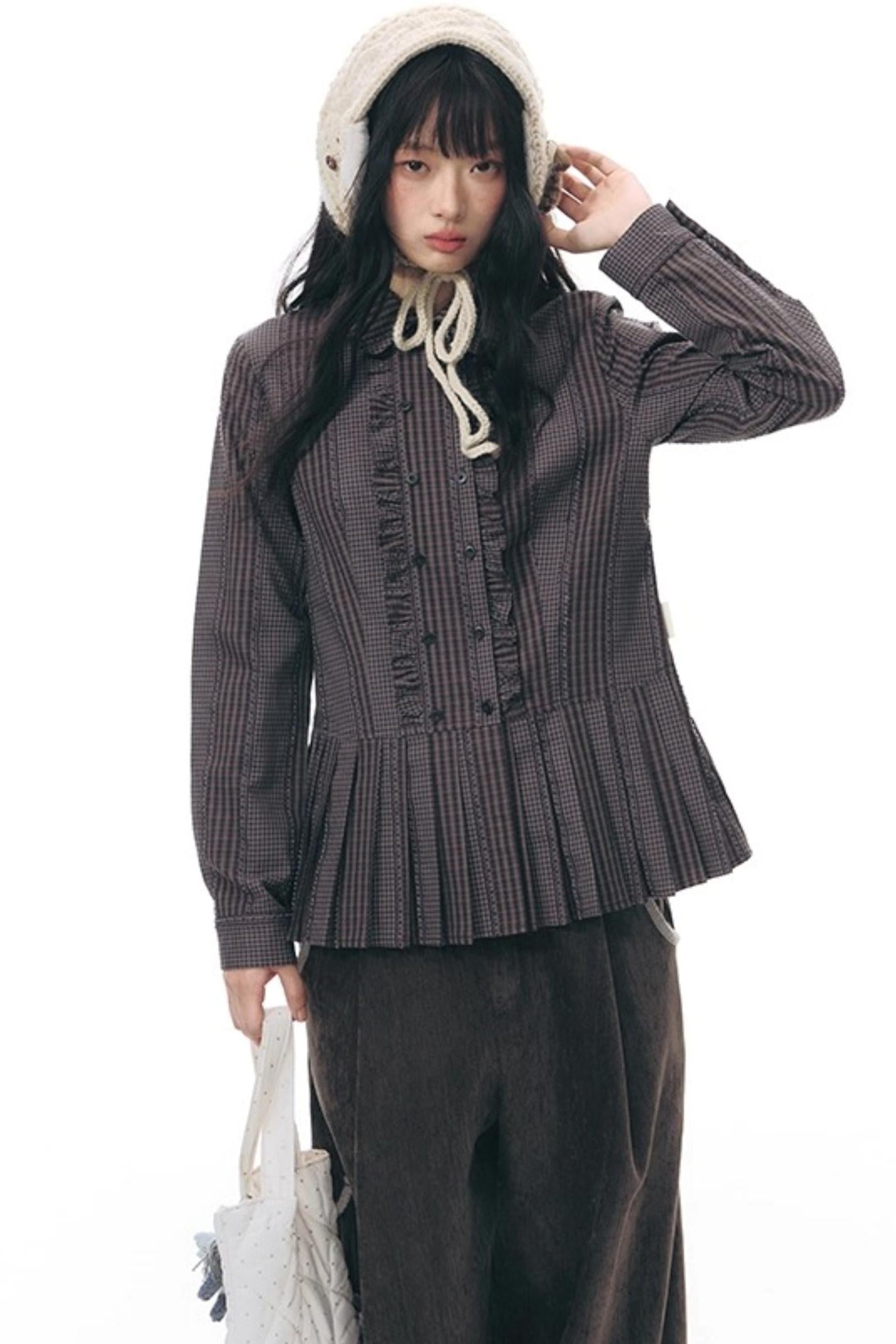 ラッフルダブルブレスタフリルトップス