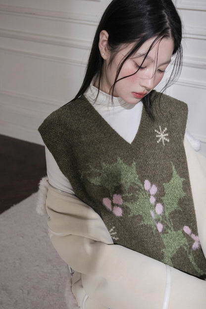 ダークグリーンニットベスト