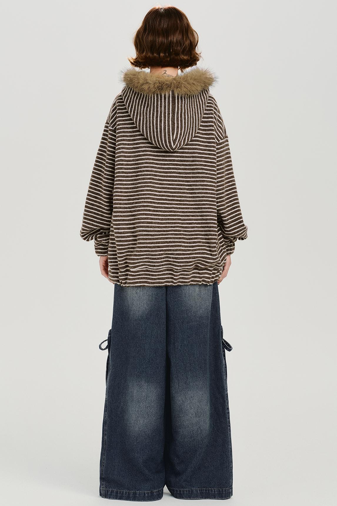 ボーダーファーカラーフーデッドスウェット