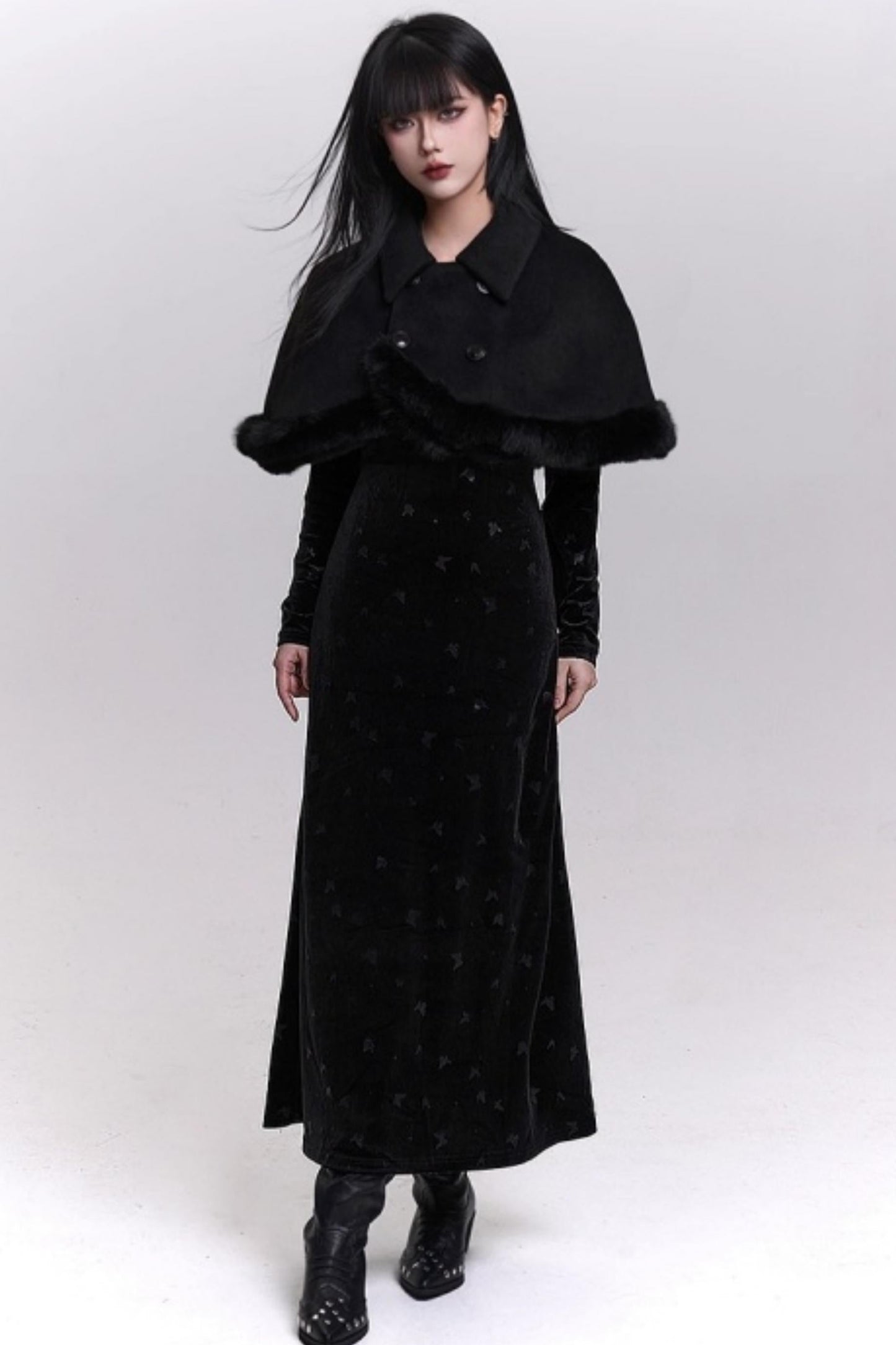 ブラックベルベットバタフライドレス