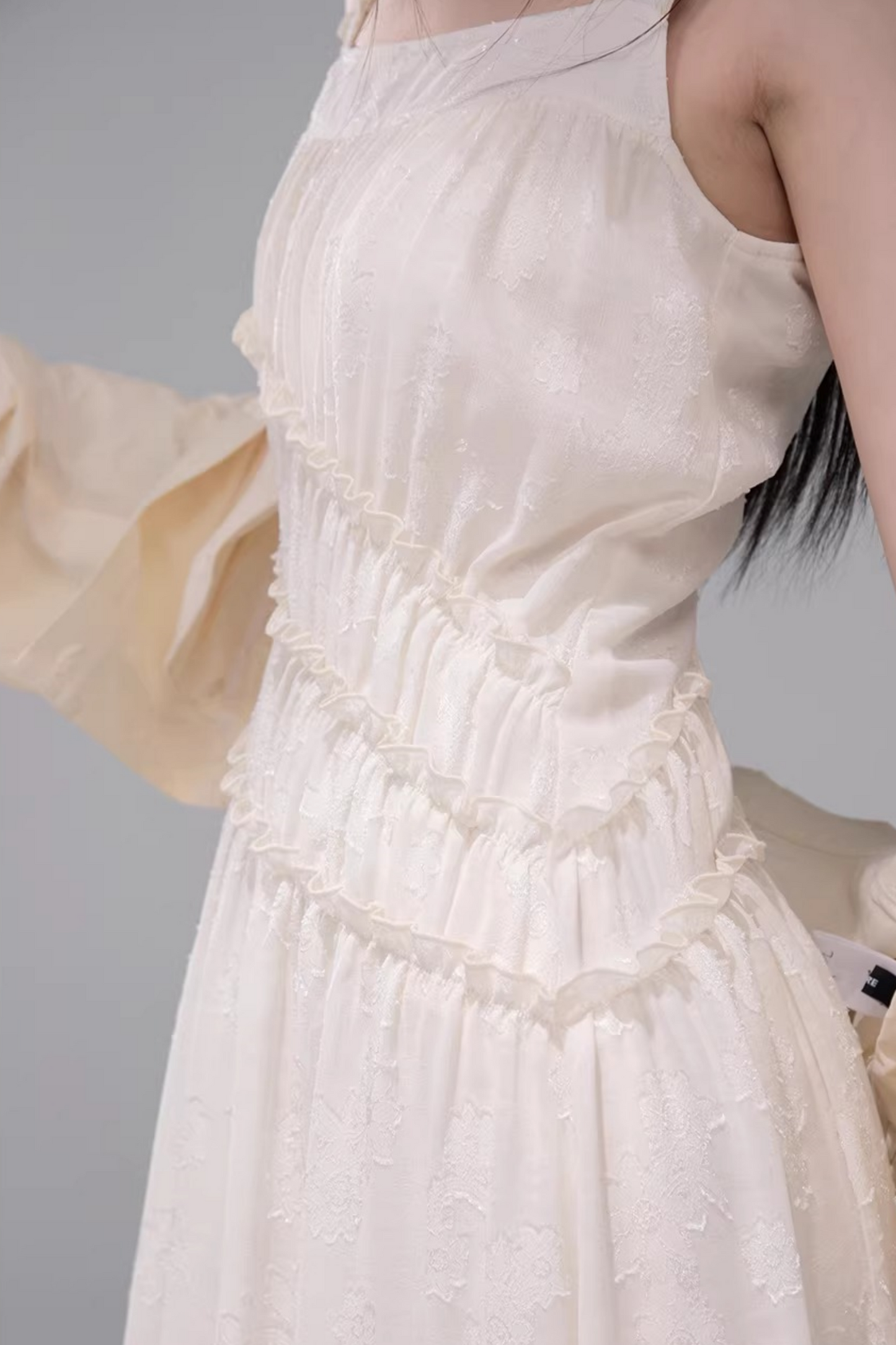 フローラルバッドレースドレス