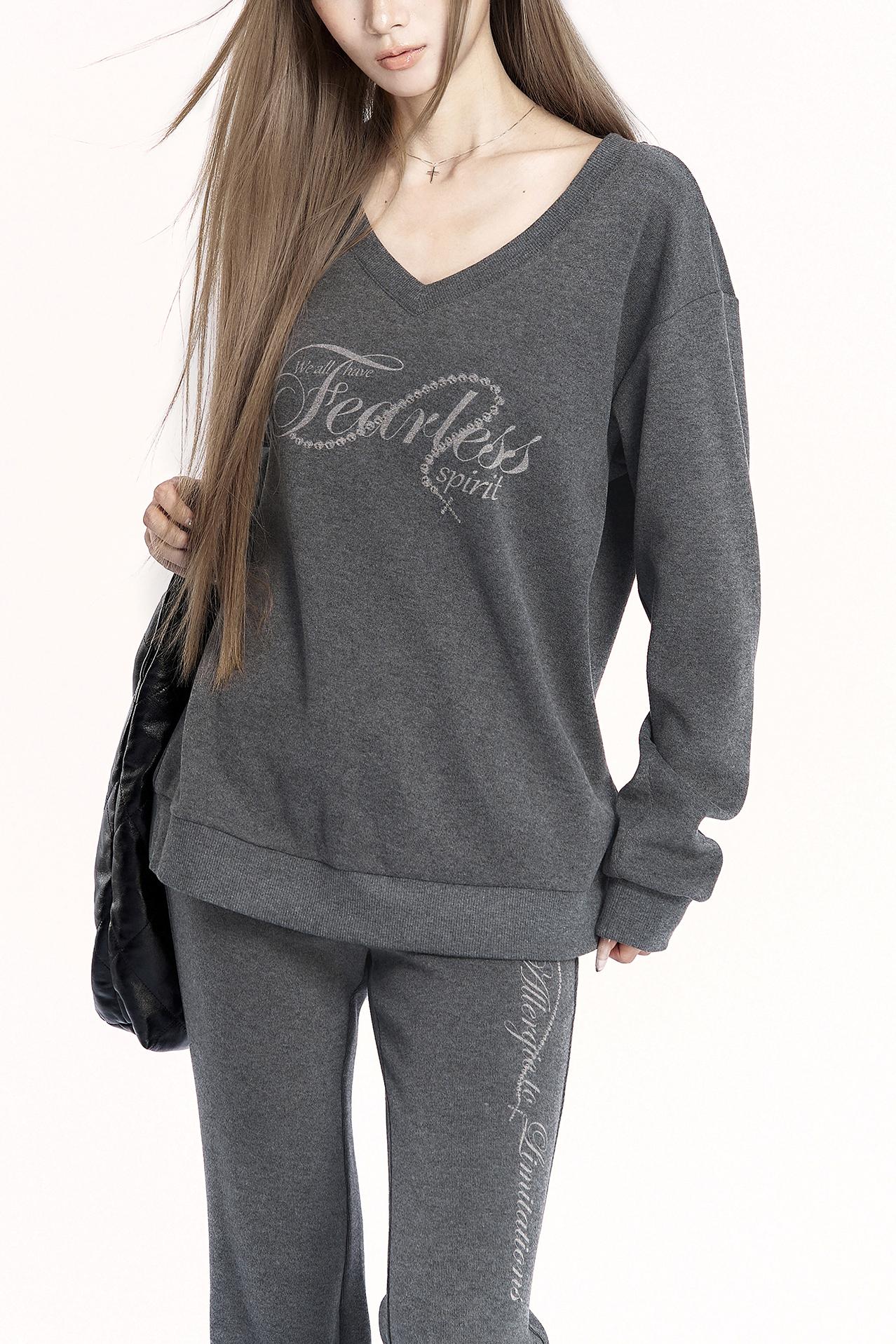 Brushed V-Neck Sweatshirt Setup