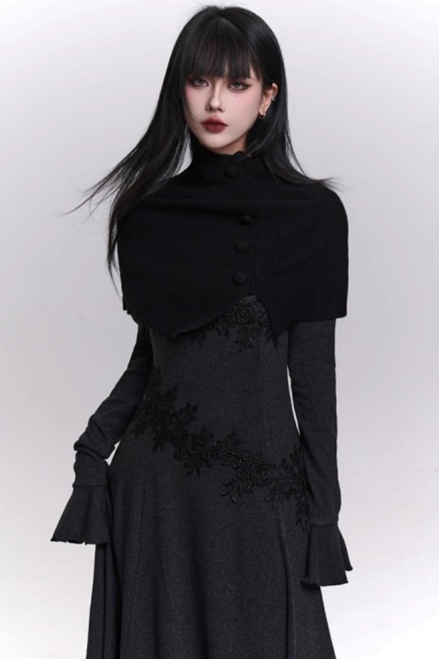 グレーオフショルダーニットドレス