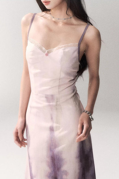 Lila-Abendbrise-Kleid