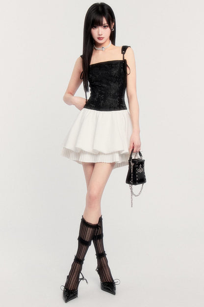 ムーンライトオーバーチュアプリーツドレス