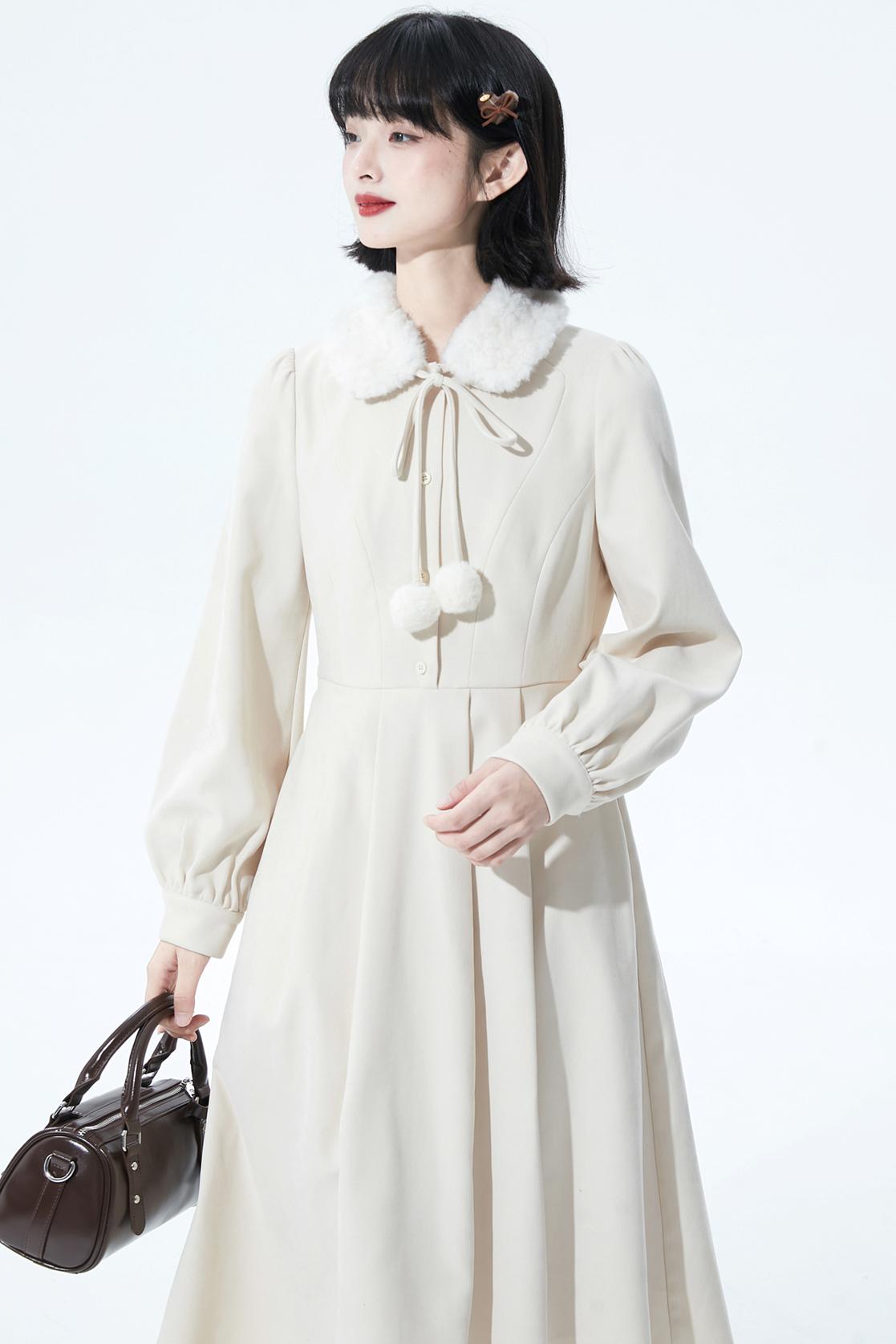 ムーンライトアプリコットウィンタードレス