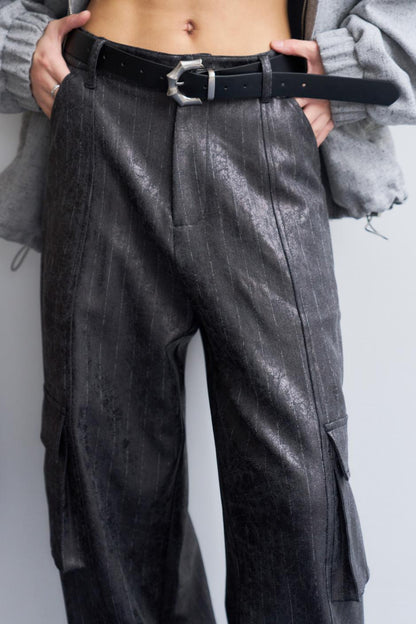 テクスチャードストライプレザーパンツ