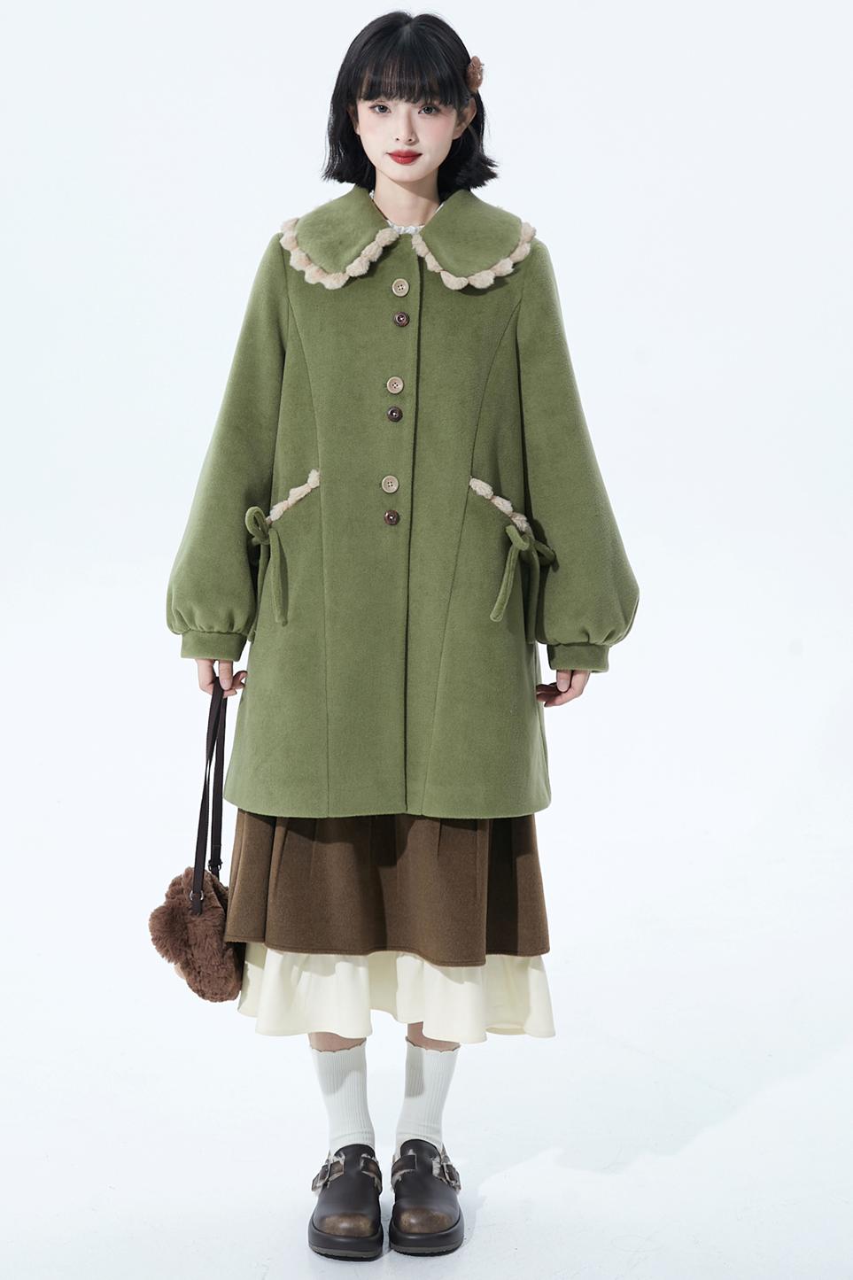 ジャスミングリーンウールコート