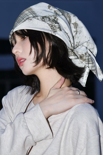 Gravity Square Silky Scarf