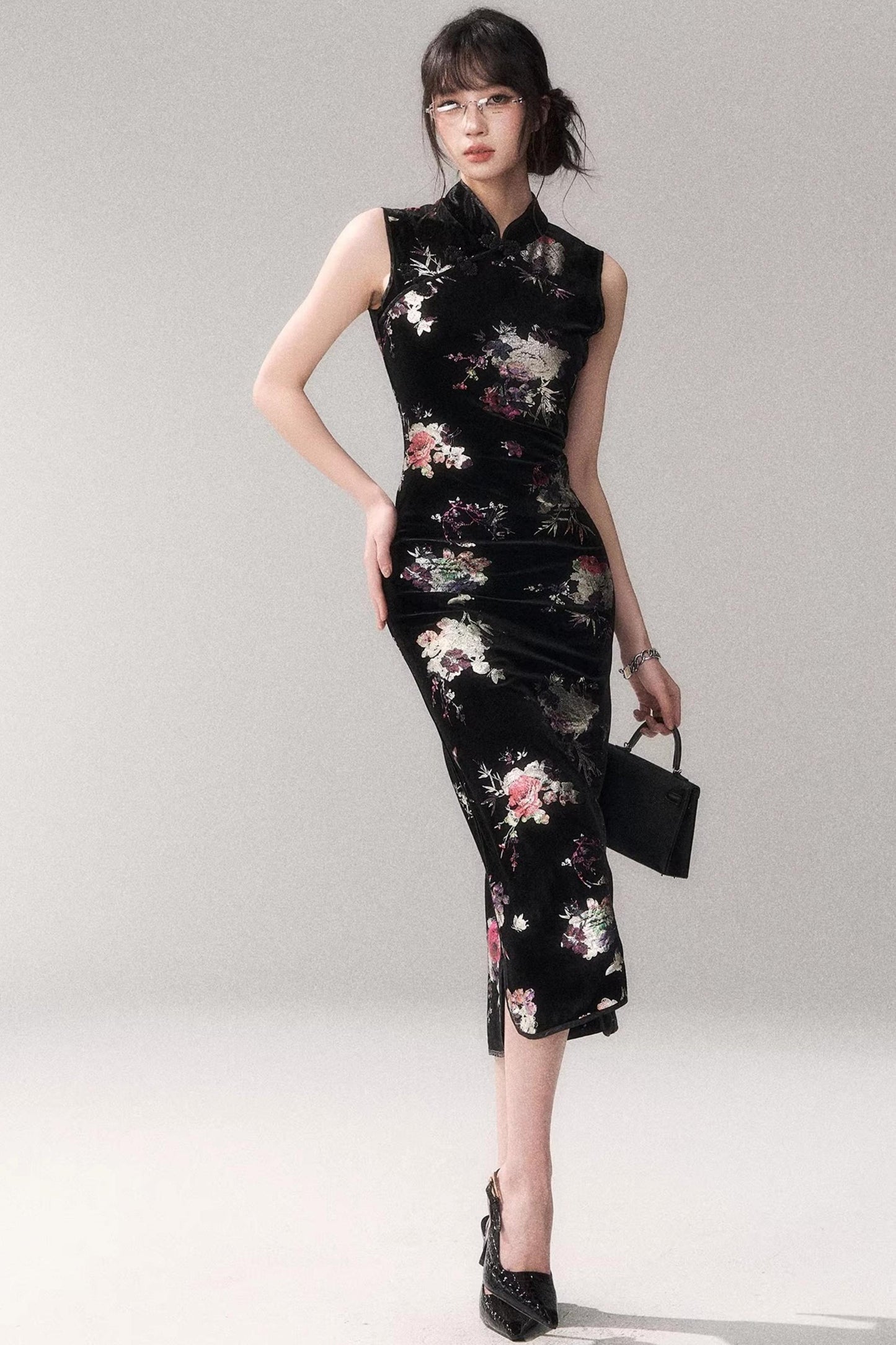 Gold Embellished Velvet Cheongsam Dress