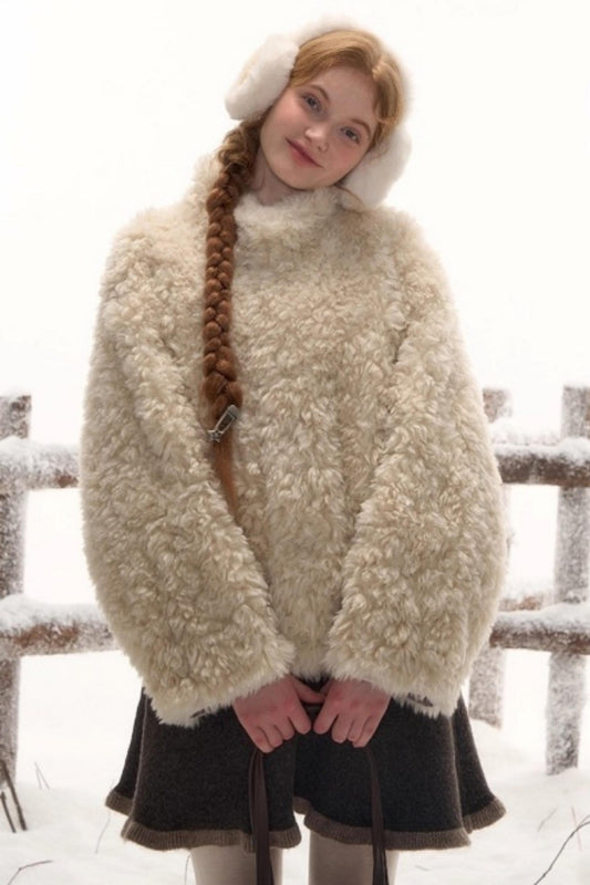 リバーシブルボリュームファーショートコート