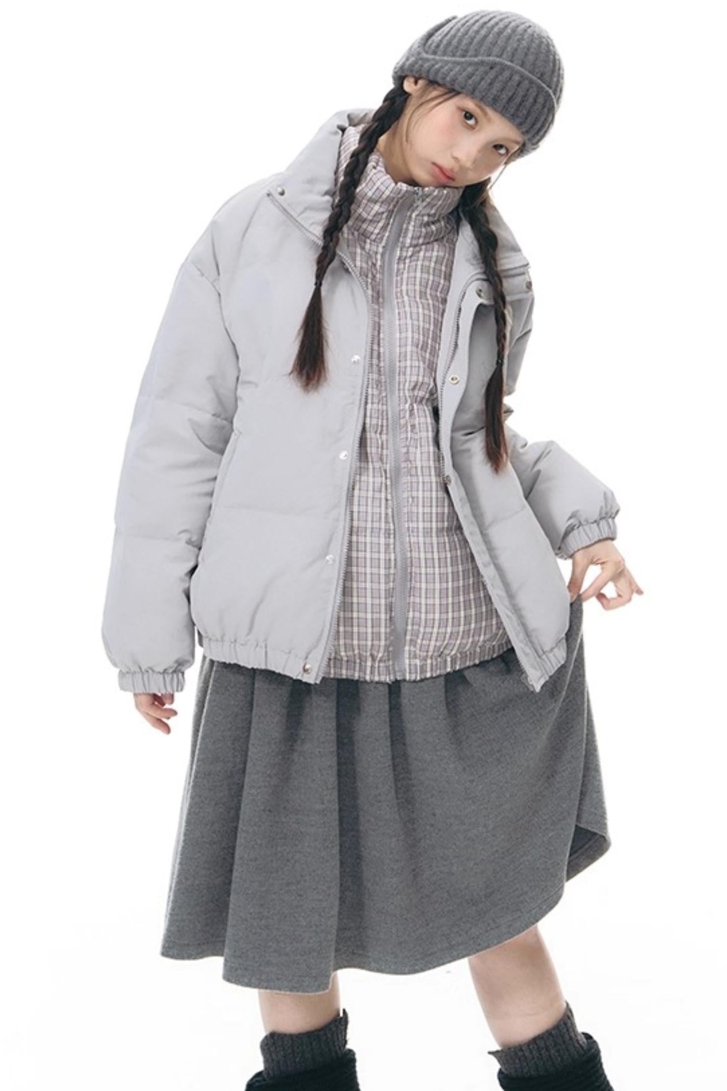 レトロトップス+プレッピープリーツスカート+スカーフ