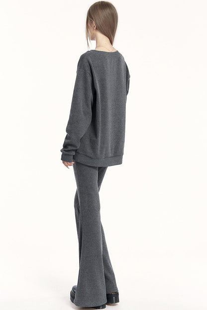 Brushed V-Neck Sweatshirt Setup