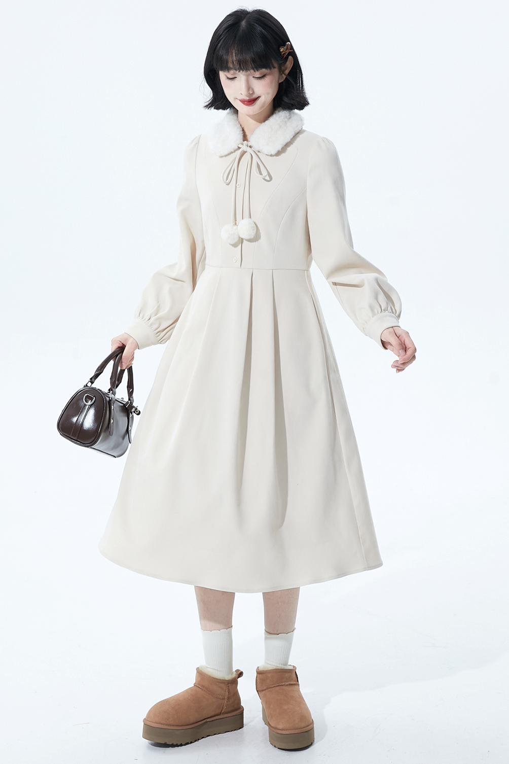 ムーンライトアプリコットウィンタードレス