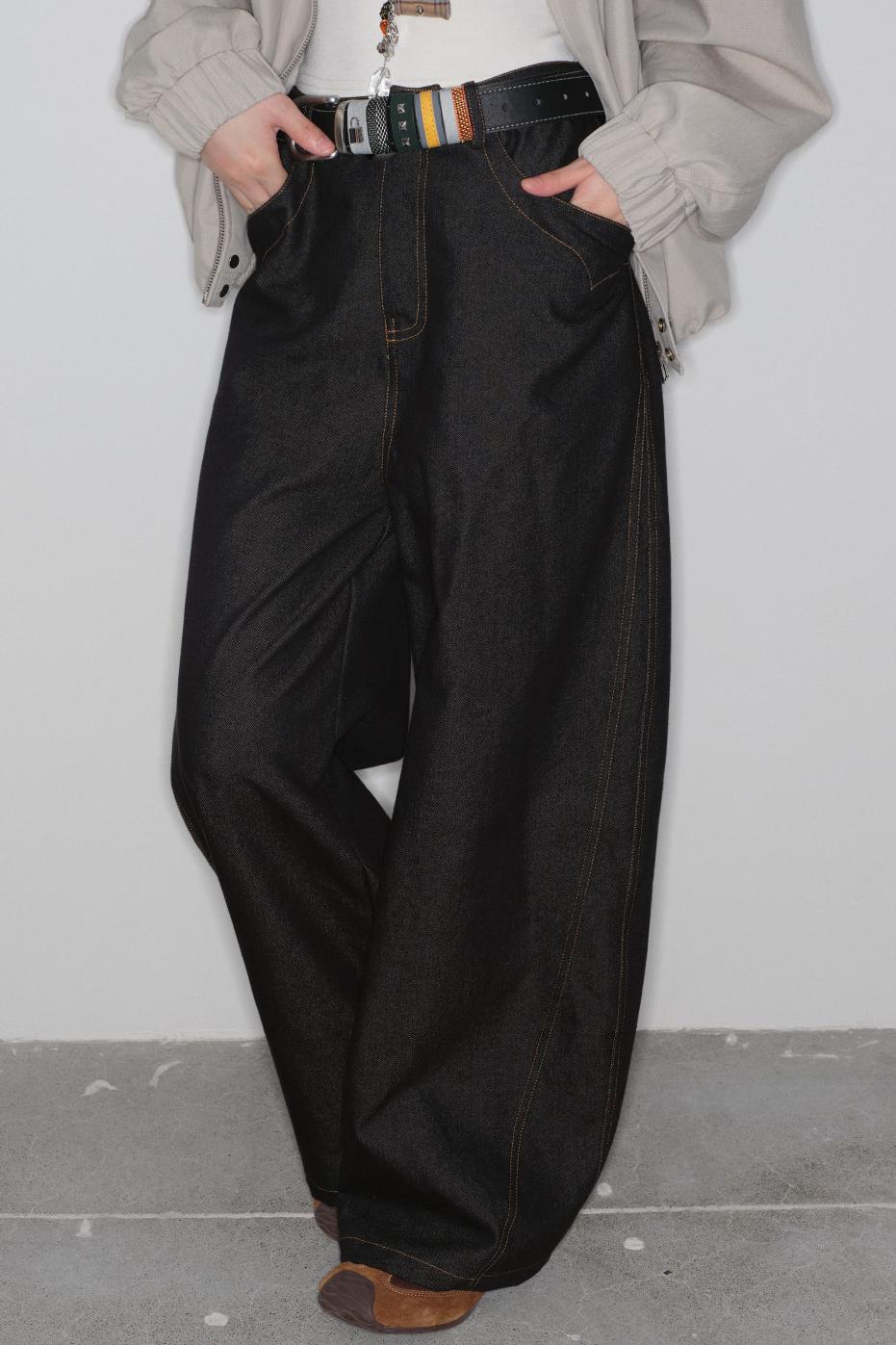 ルーズワイドモードデニムパンツ
