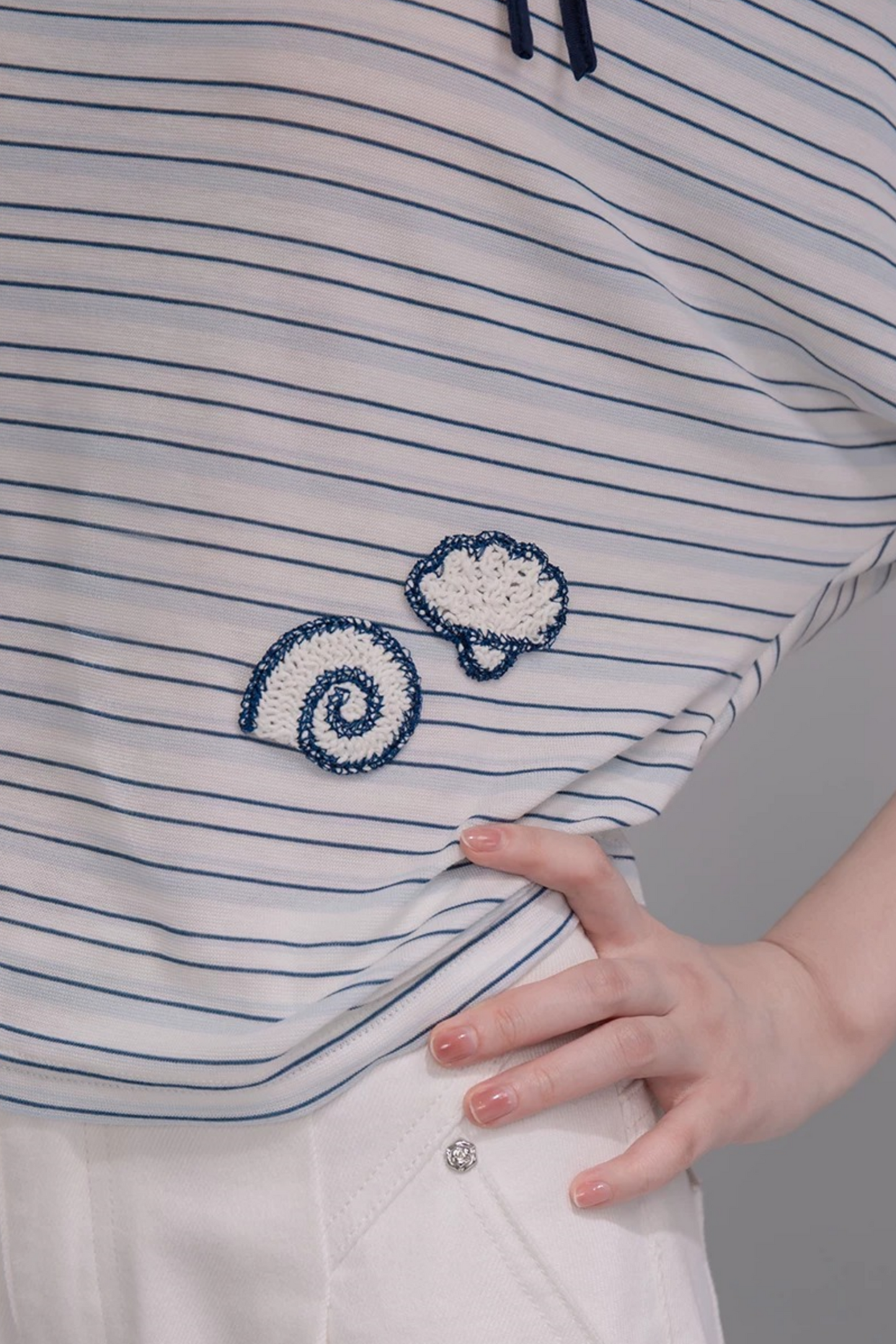 オフショルリボンスターフィッシュストライプTシャツ