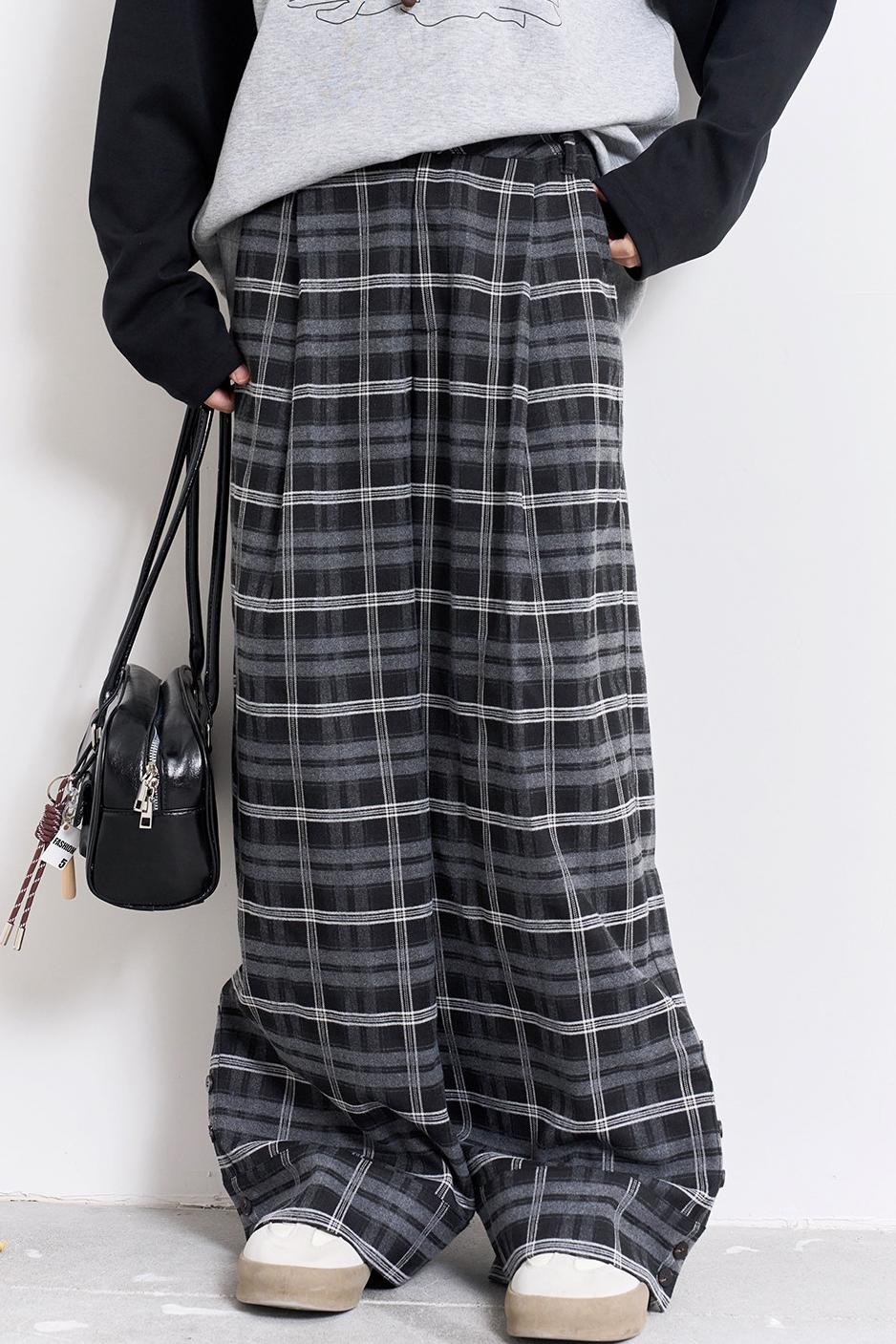 ストレートレッグチェックパンツ