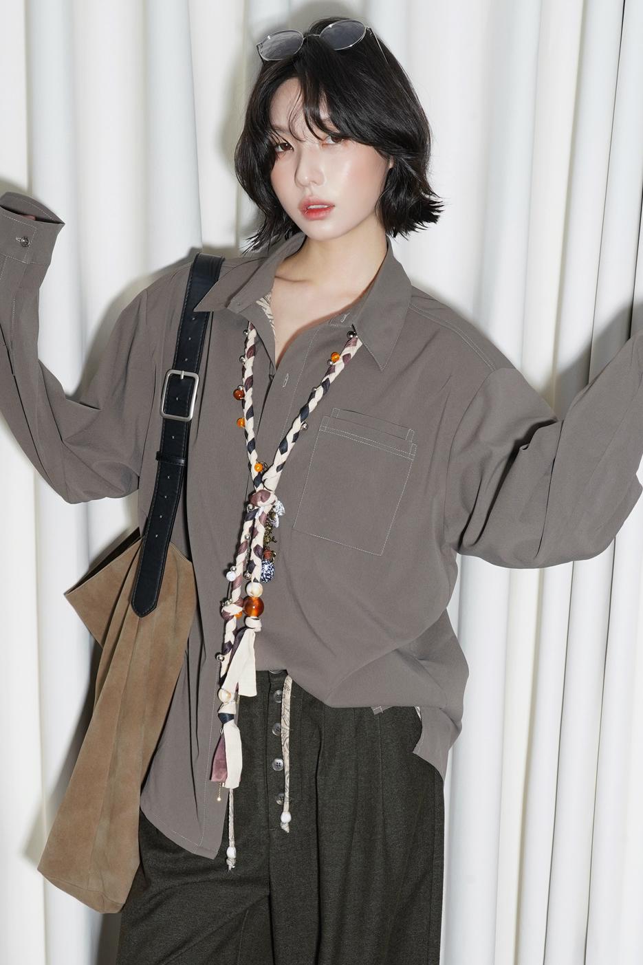 ベーシックソリッドロングスリーブシャツ