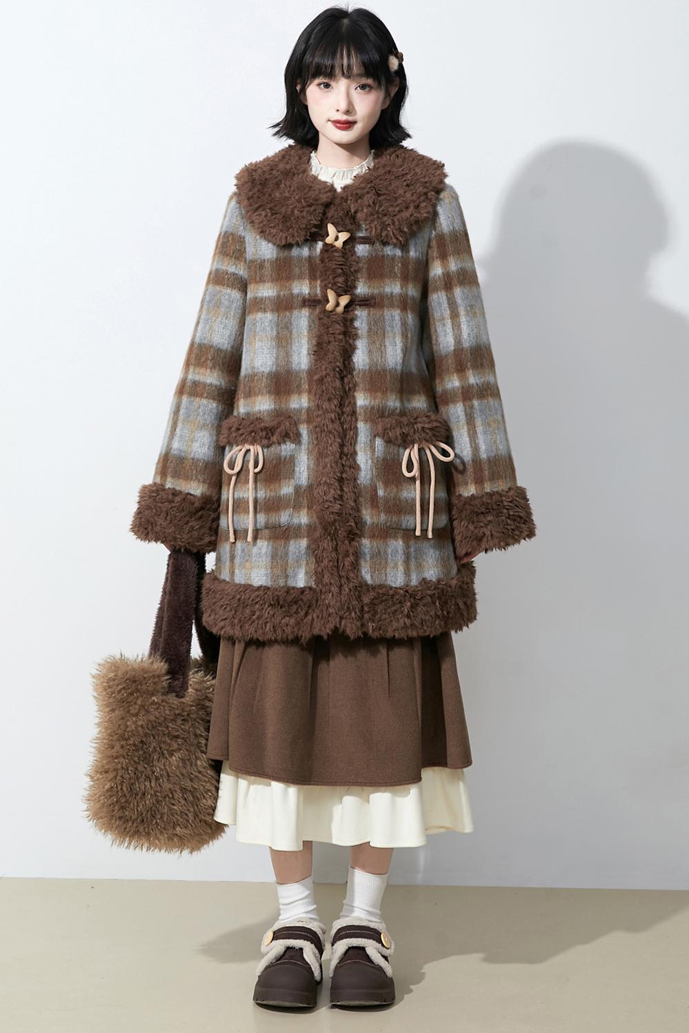 ブラウンチェックファーカラ―コート
