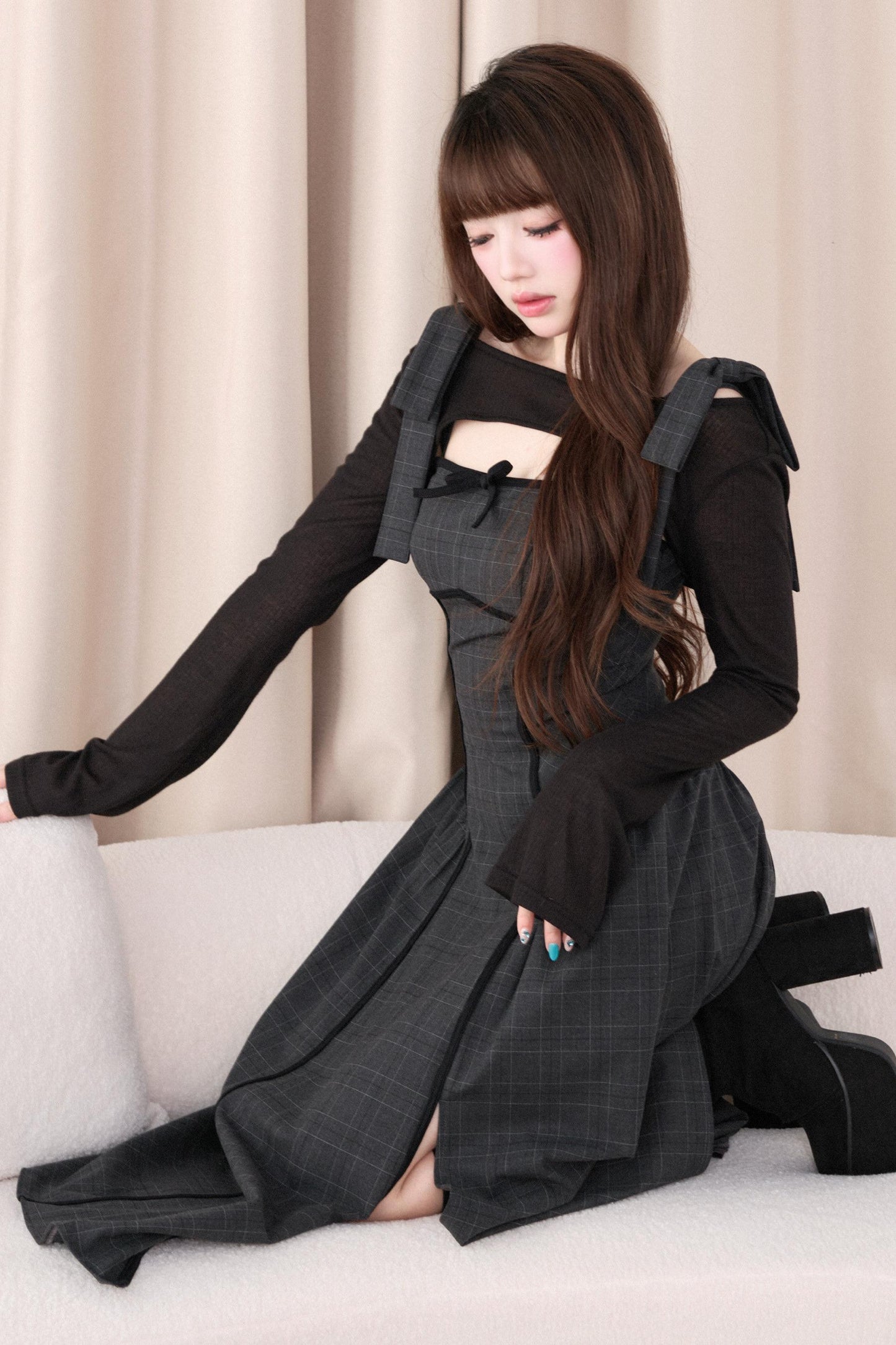 ブラックトップス＋リボンショルダーチェックJSKドレスセットアップ