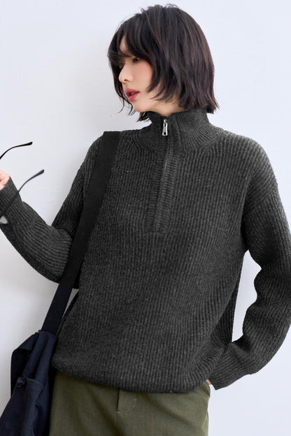 Half-zip stand collar sweatshirt