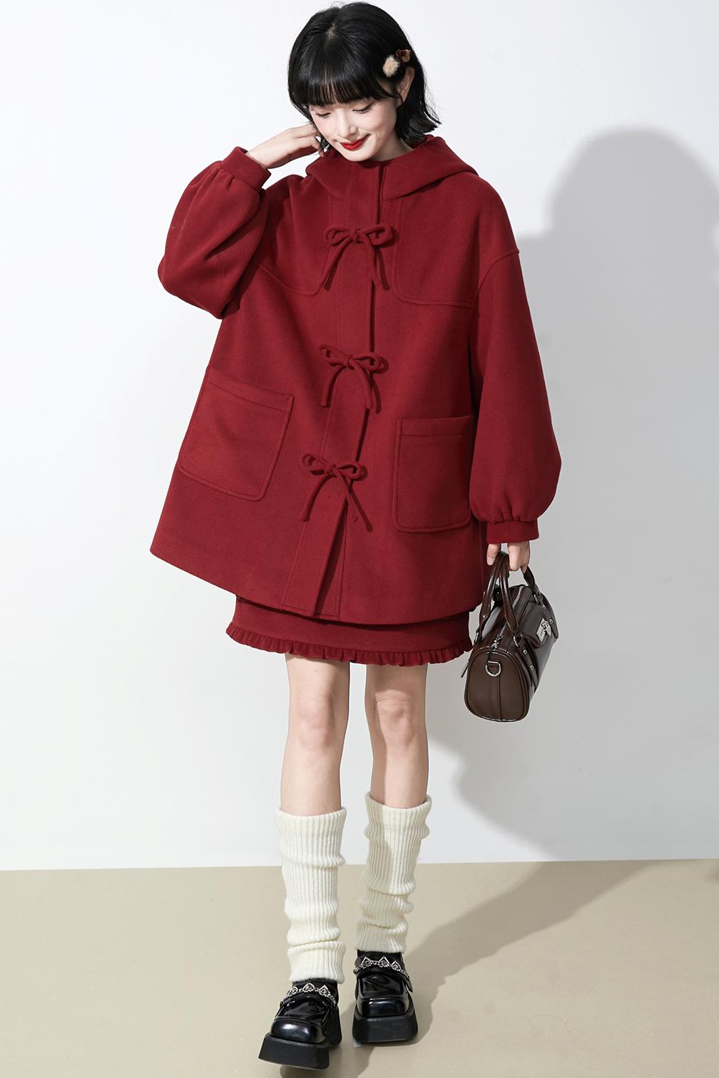 レッドフーデンウーレンコート