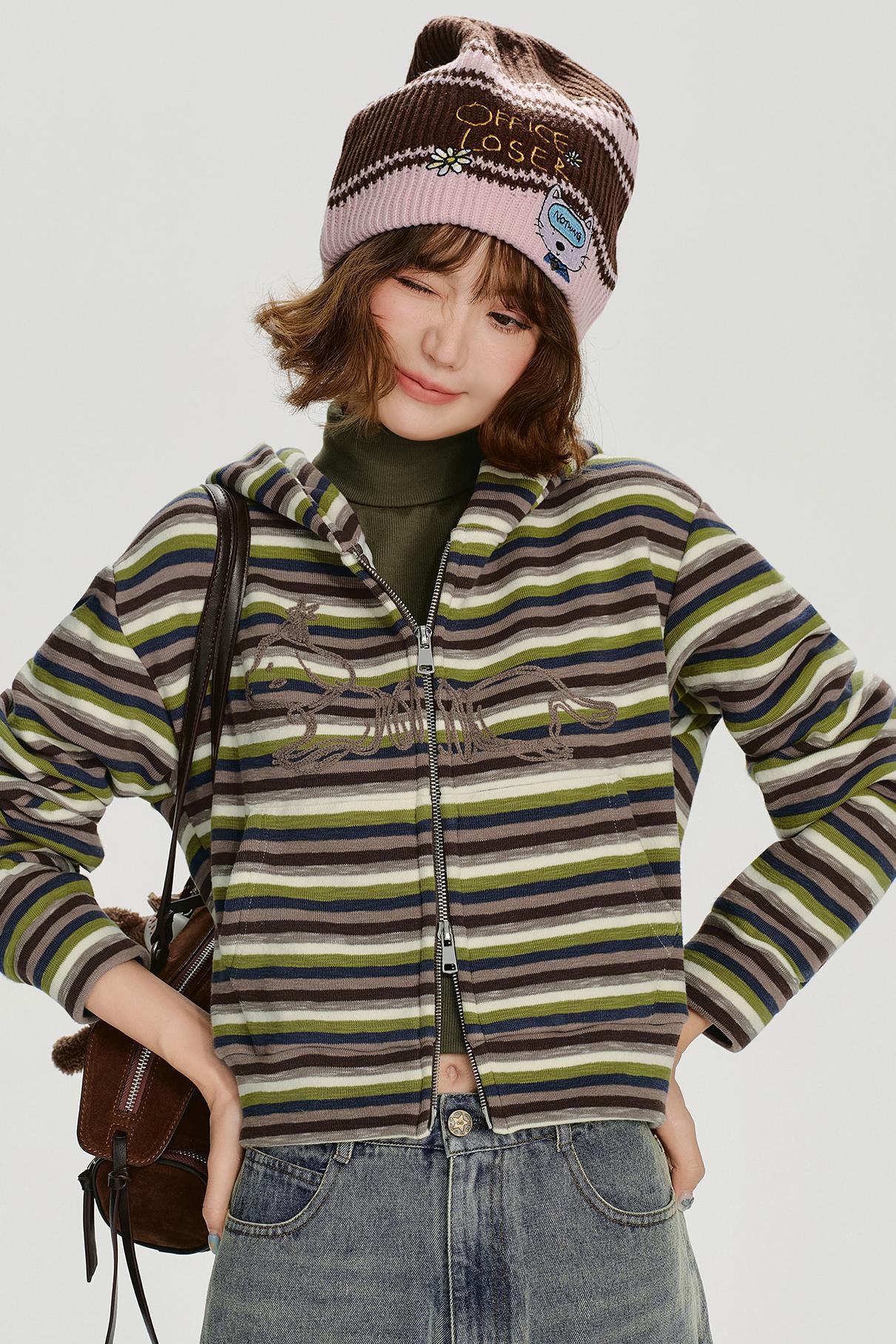 レトロボーダージフードパーカー