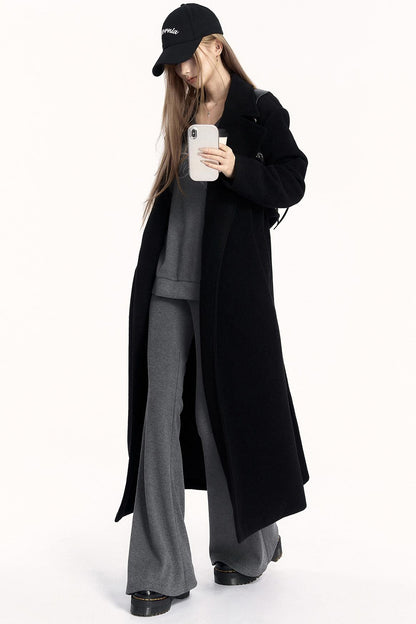 Brushed V-Neck Sweatshirt Setup