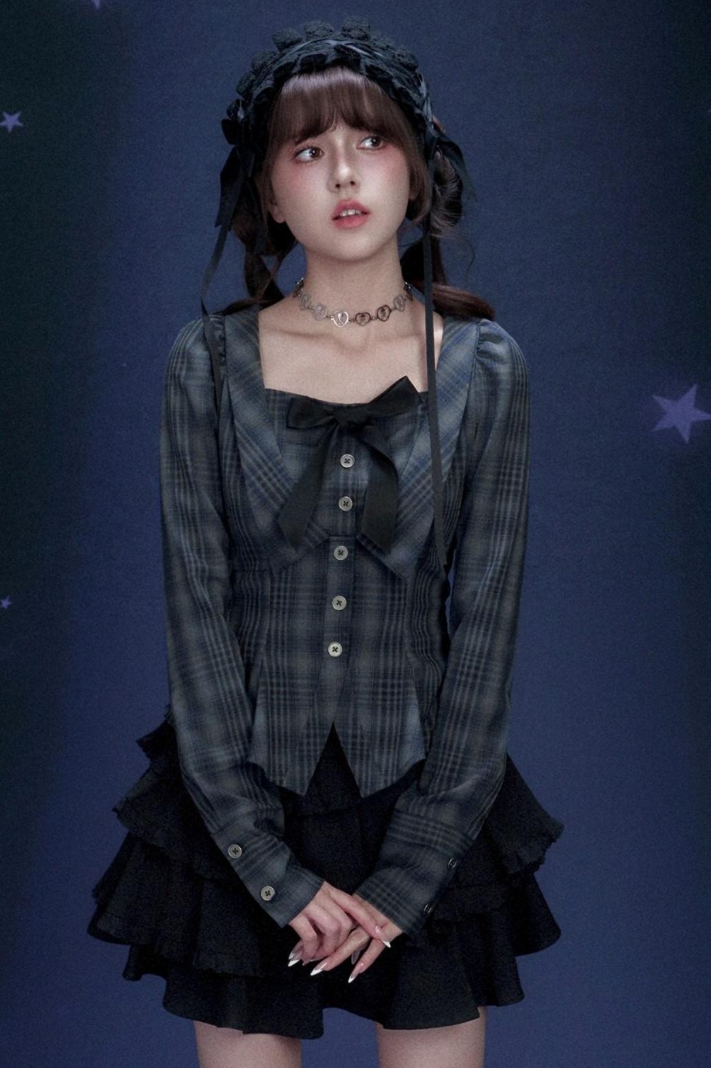 Retro Palace Long Sleeve Blouse