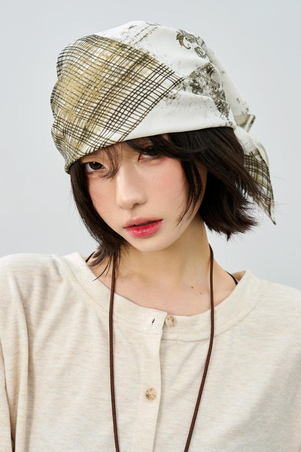 グラビティスクエアシルキースカーフ