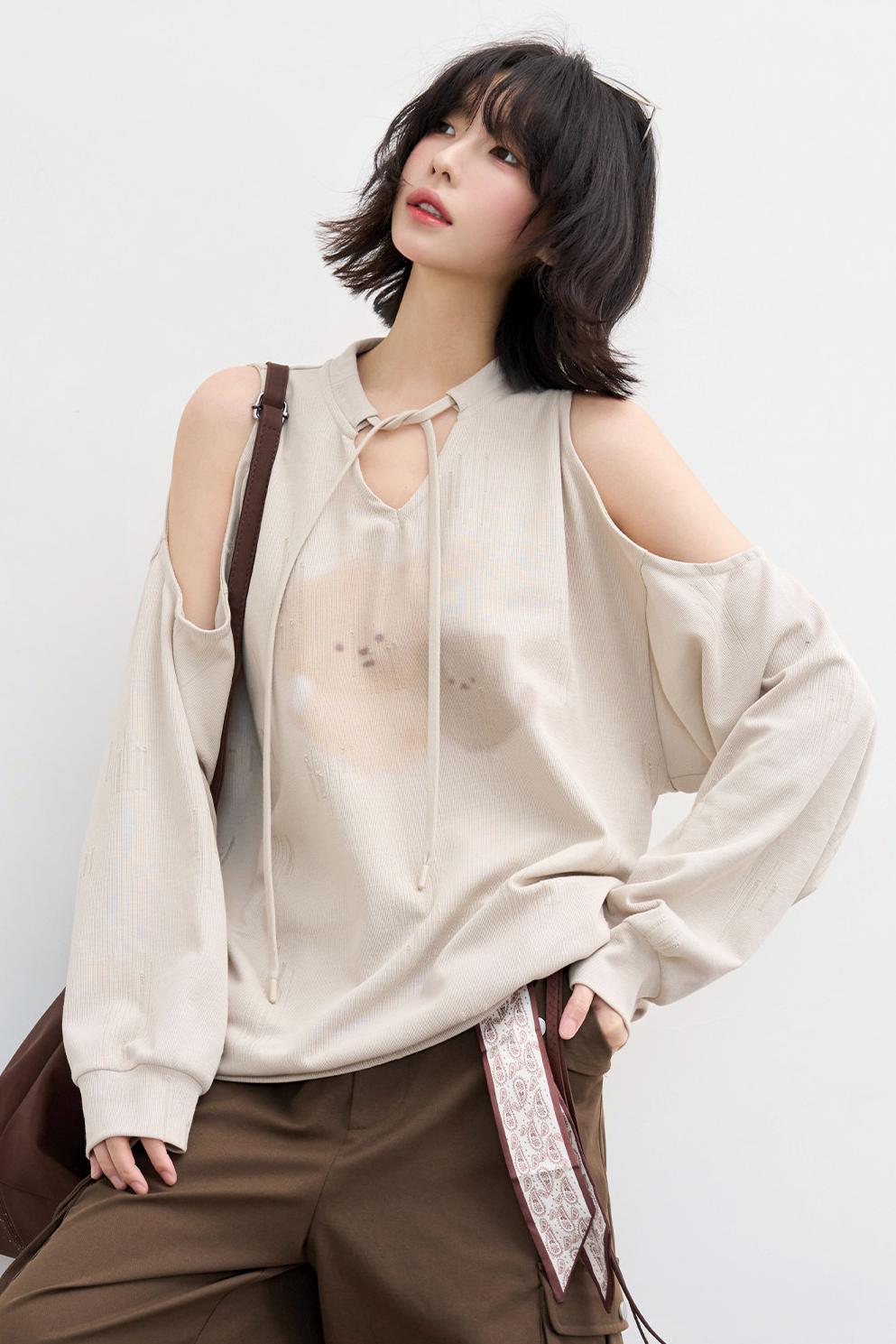 Off-the-shoulder Printed Blouse