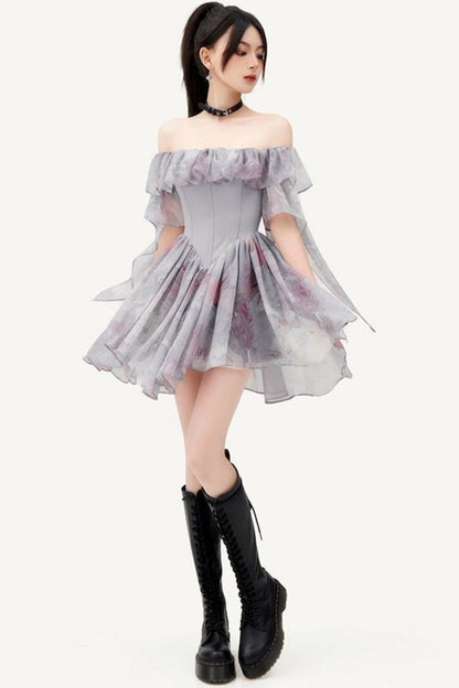 Vestido romántico de atelier con hombros descubiertos