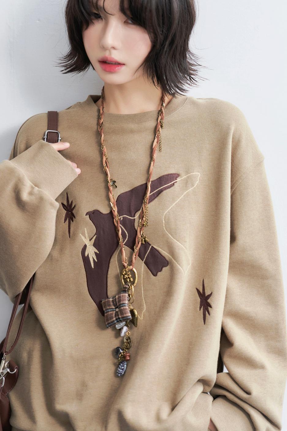 エンブロイダリーロングスリーブニットスウェット