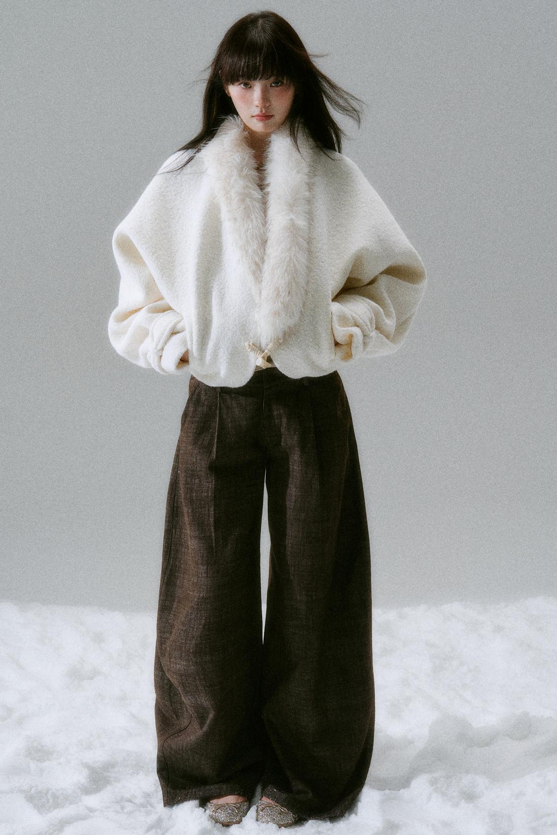 Fur cormorant sleeveless coat