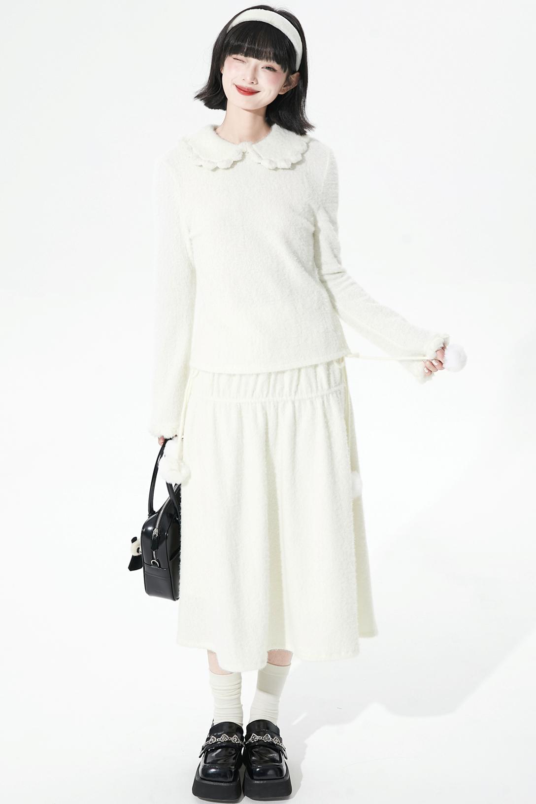 Feather Yarn Doll Collar Sweater