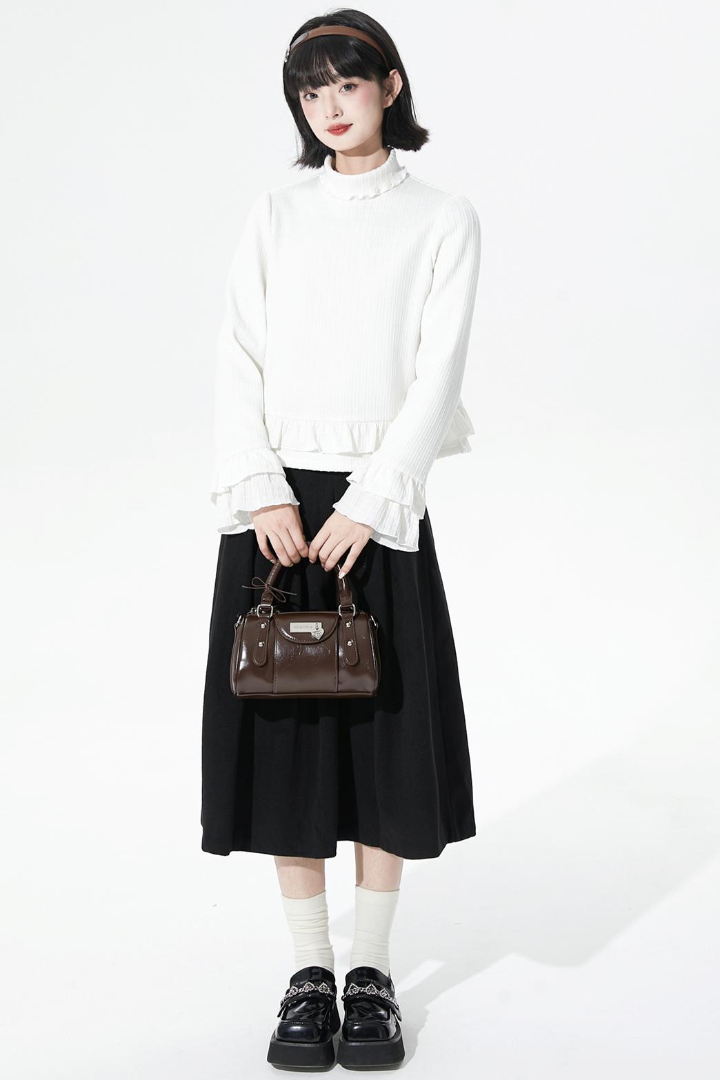 ホワイトストライプジャカードセーター