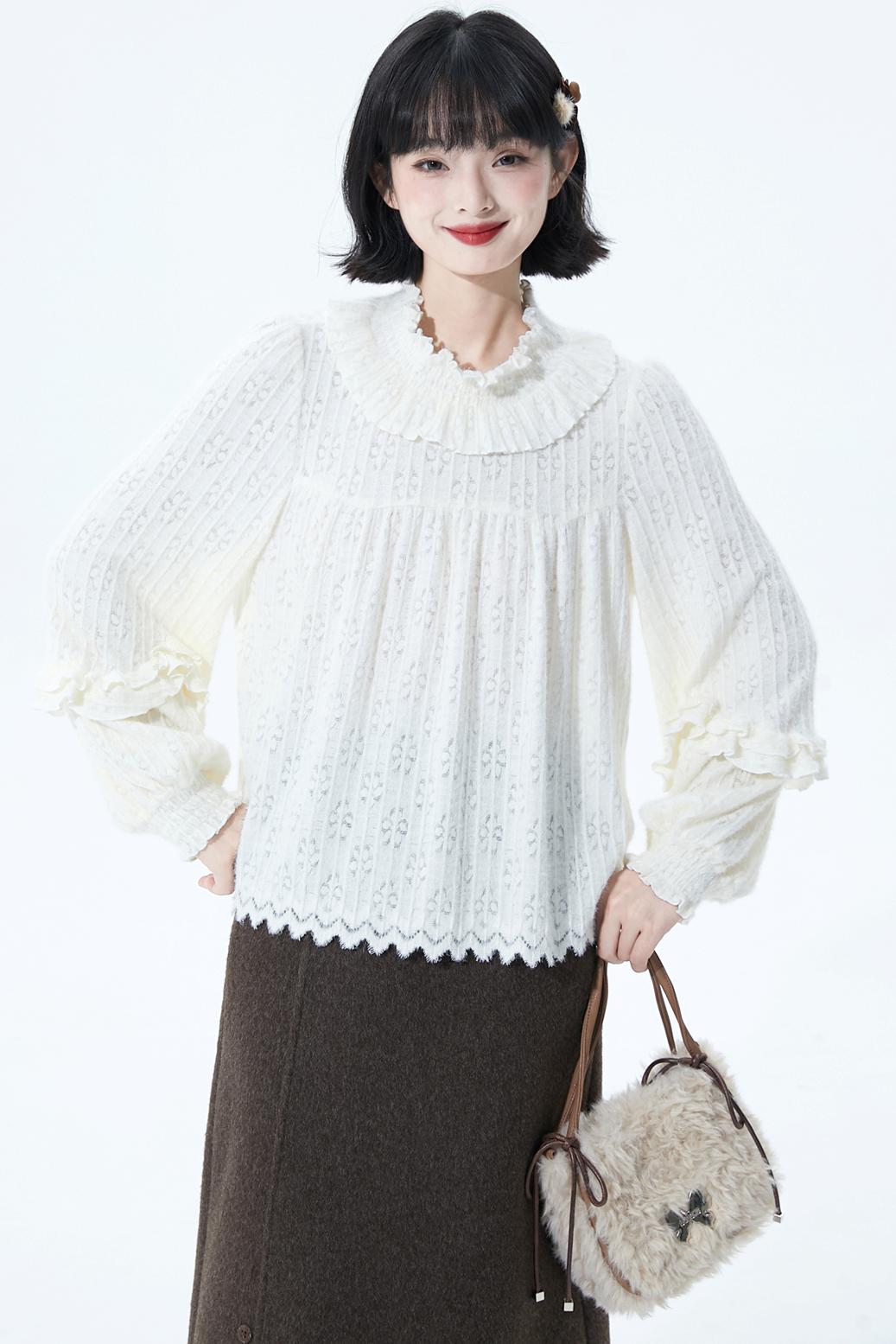 Off-White Ruffle Knit Blouse