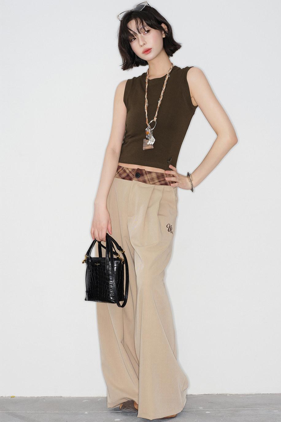 スリムフィットスリーブレストップス