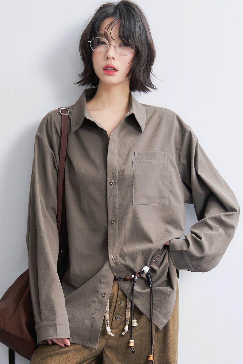 ベーシックソリッドロングスリーブシャツ