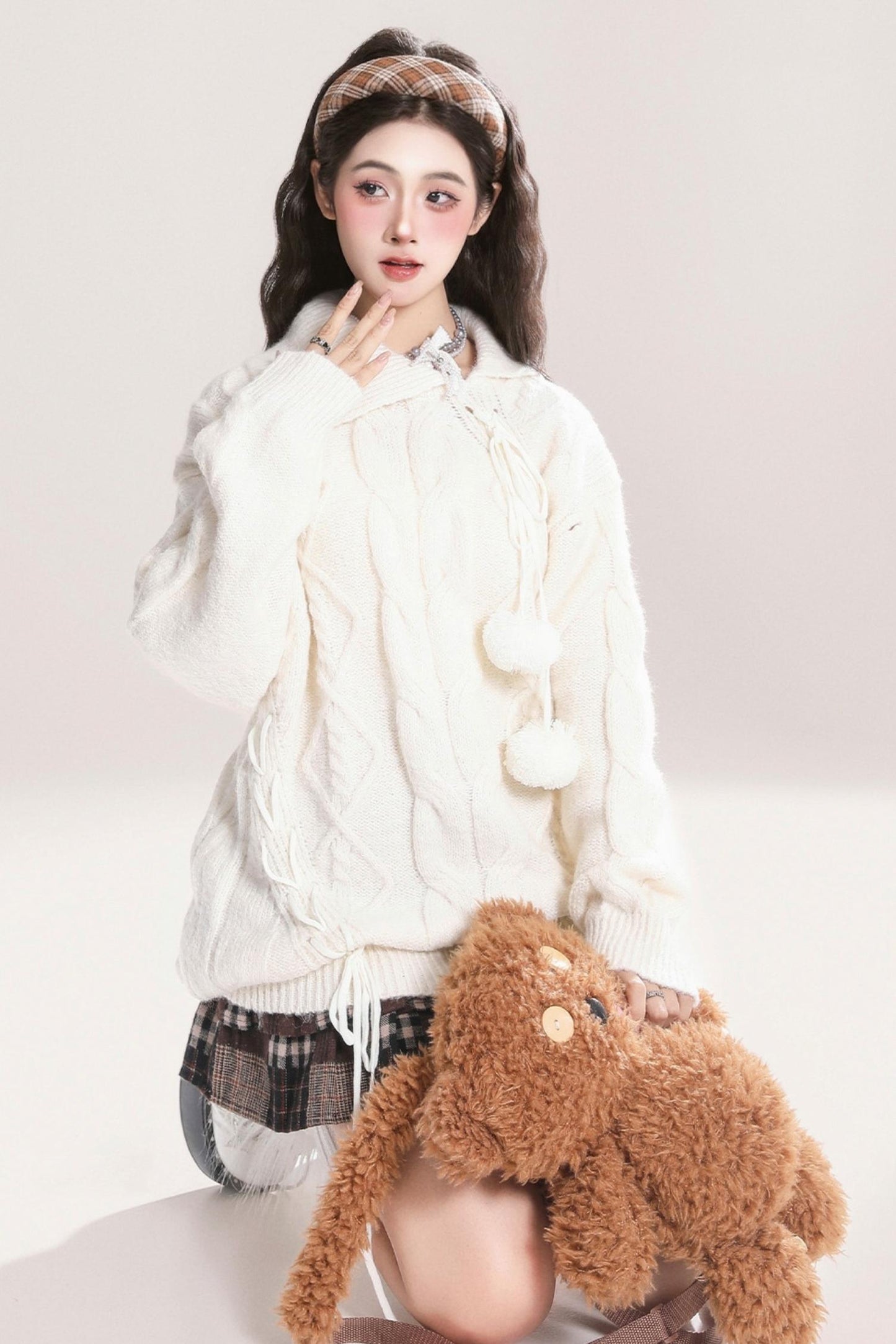 Bow Detail Twist Knit Sweater