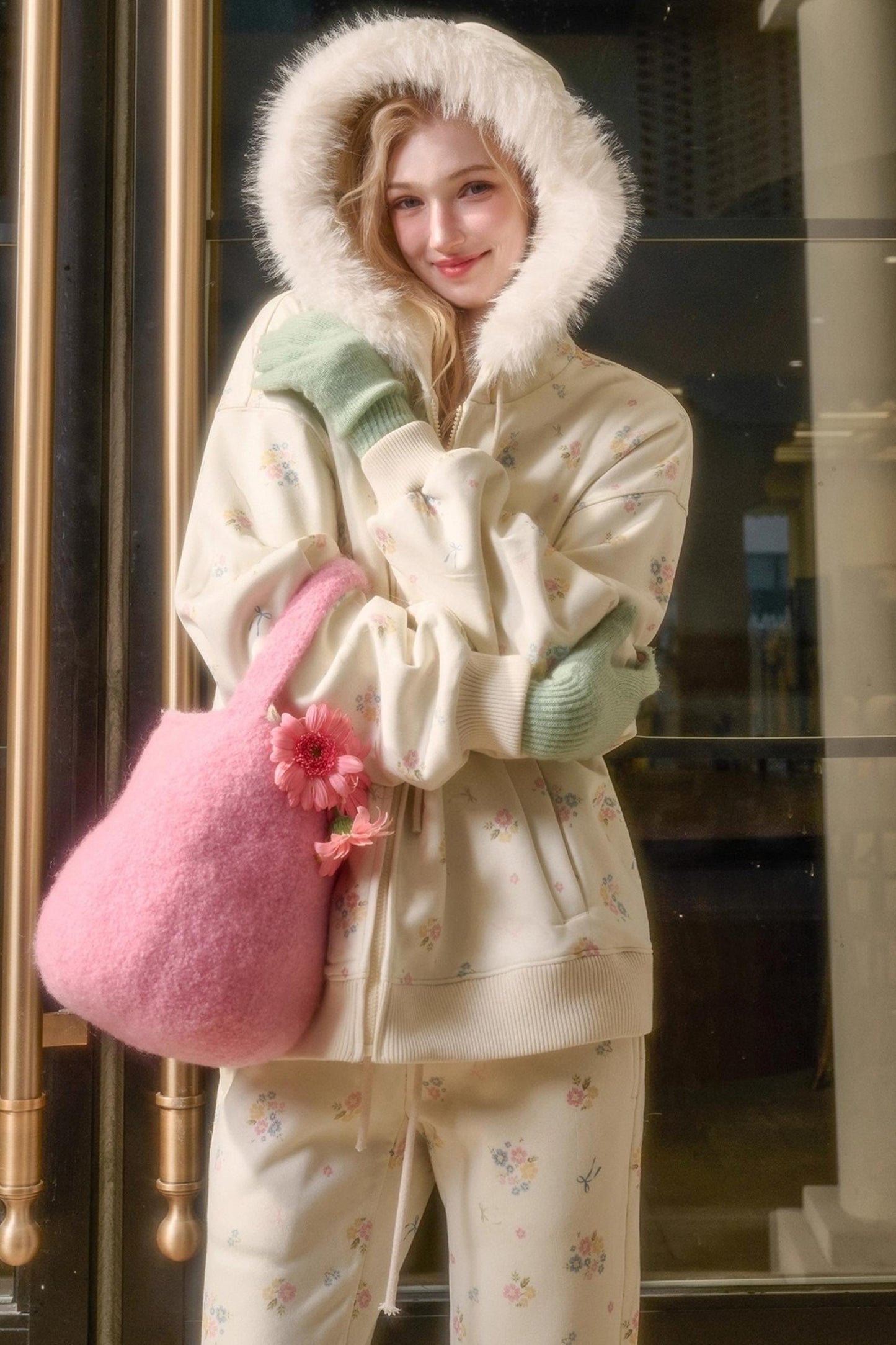 フローラルフラワーファーフードジャケット+ルーズコート+ロングパンツ