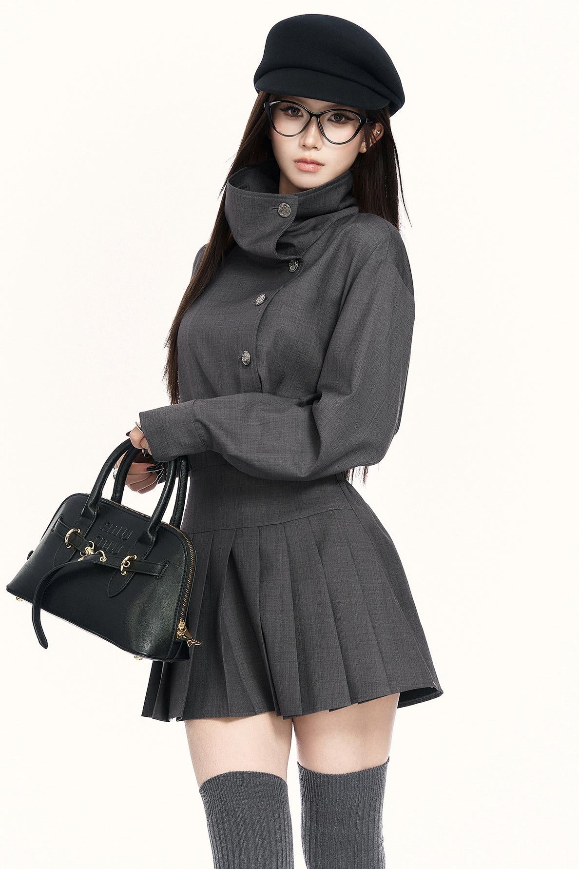 レトロプリーテッドコミュータードレス