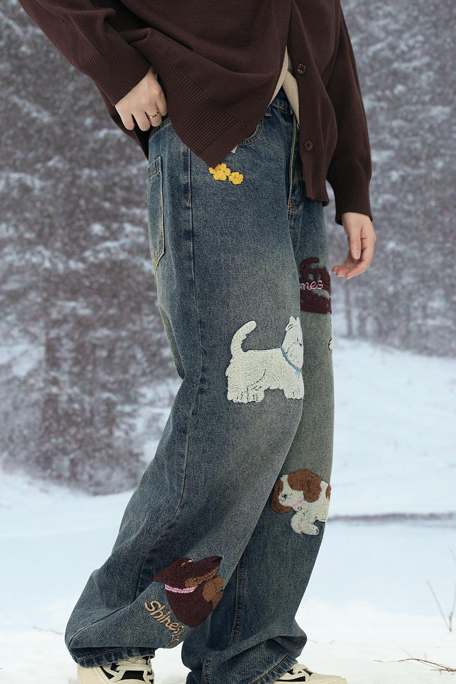 ストレートフィットエンブロイダリーデニムパンツ