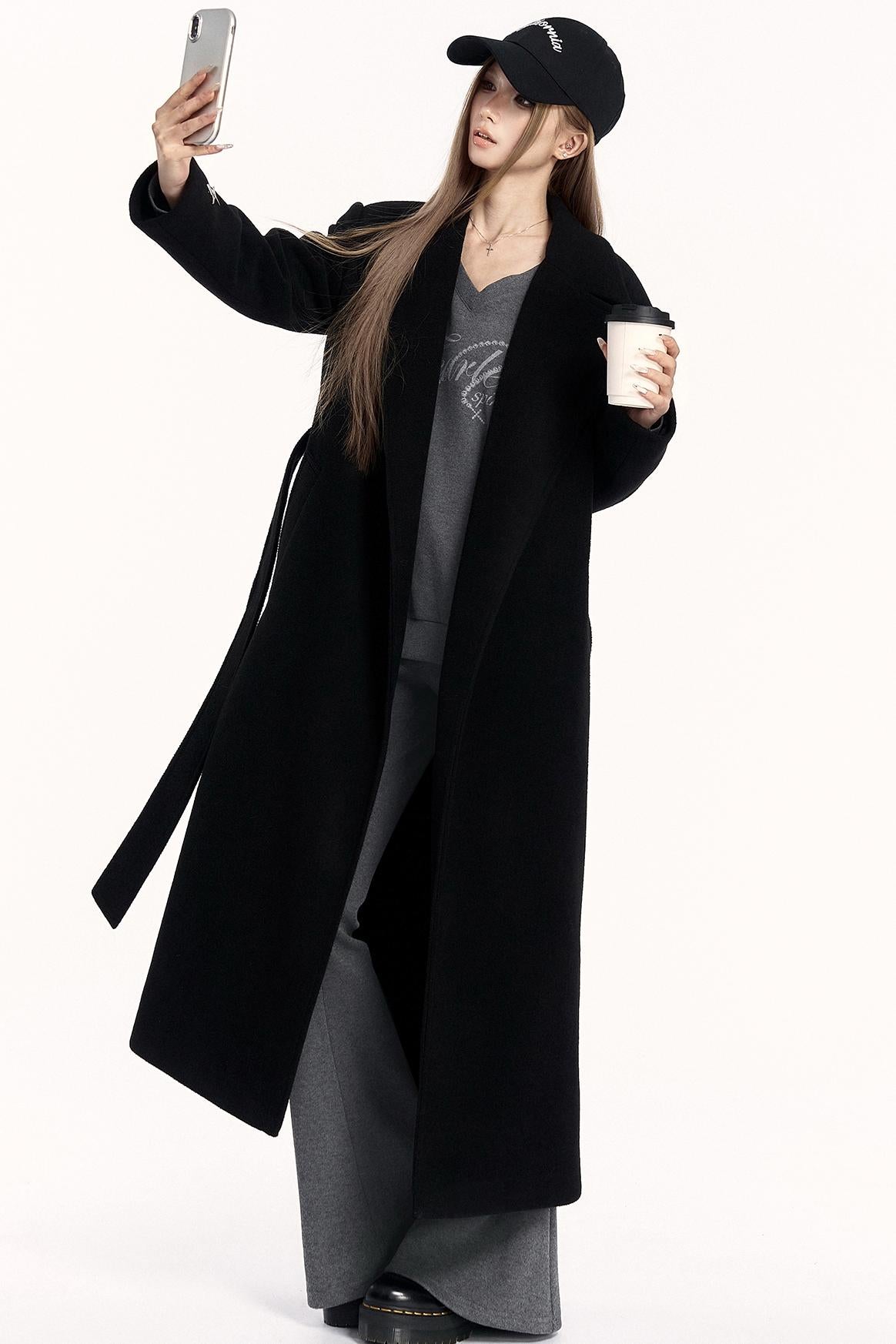 Brushed V-Neck Sweatshirt Setup