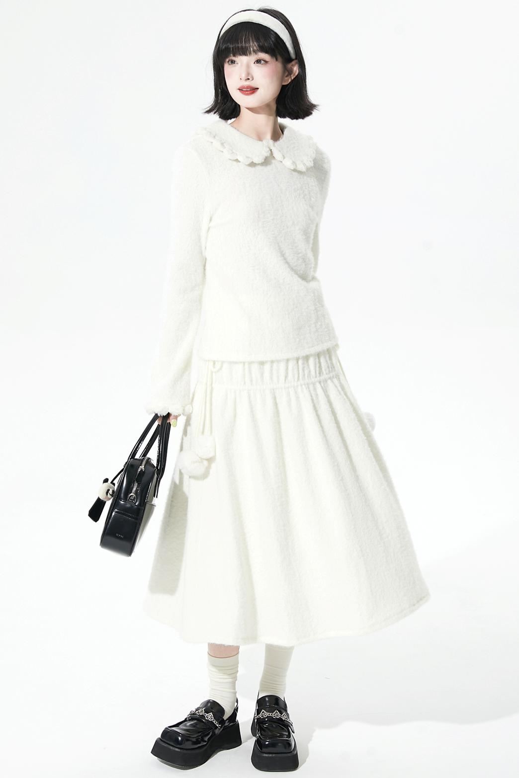 Feather Yarn Doll Collar Sweater